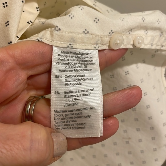 J. Crew Men’s Slim Secret Wash Button Down Shirt - Picture 6 of 7